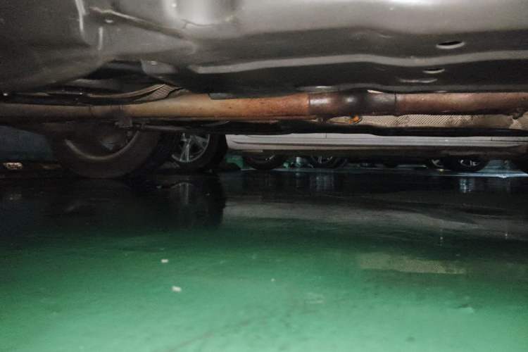 Used Mercedes-Benz M-Class 2014 ML 320 4MATIC Chassis Rear Right