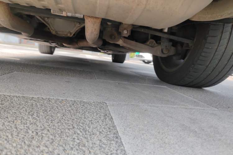 Used Mercedes-Benz M-Class 2014 ML 400 4MATIC Dynamic Model Chassis Rear