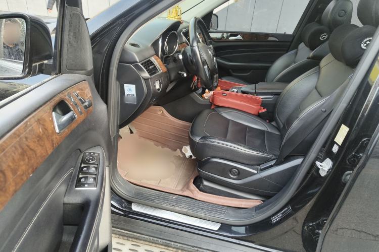 Used Mercedes-Benz M-Class 2014 ML 400 4MATIC Dynamic Model Driver Seat