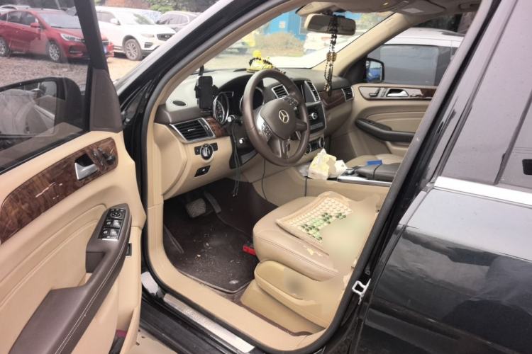 Used Mercedes-Benz M-Class 2014 ML 400 4MATIC Dynamic Model Driver Seat