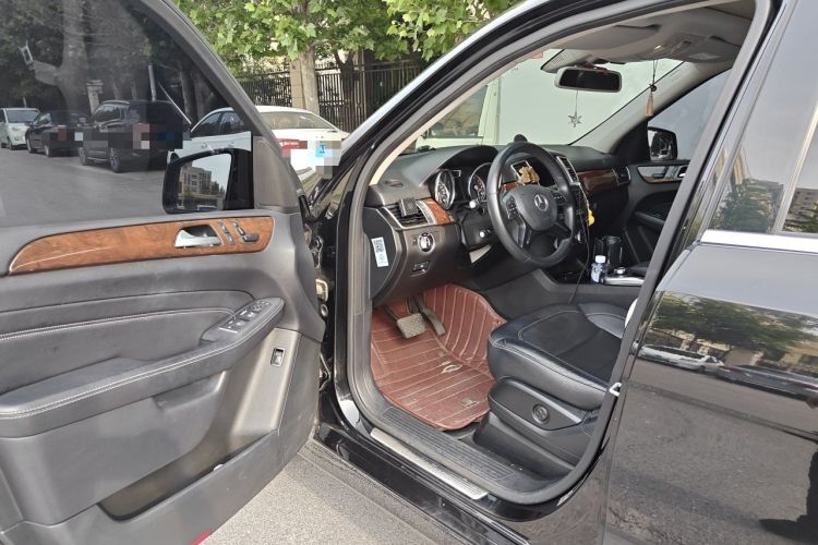Used Mercedes-Benz M-Class 2014 ML 400 4MATIC Dynamic Model Driver Seat
