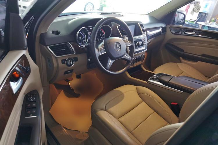 Used Mercedes-Benz M-Class 2014 ML 400 4MATIC Dynamic Model Driver Seat