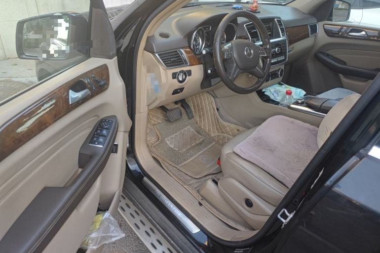 Used Mercedes-Benz M-Class 2014 ML 400 4MATIC Dynamic Model Driver Seat