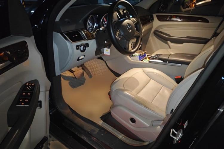 Used Mercedes-Benz M-Class 2014 ML 400 4MATIC Dynamic Model Driver Seat