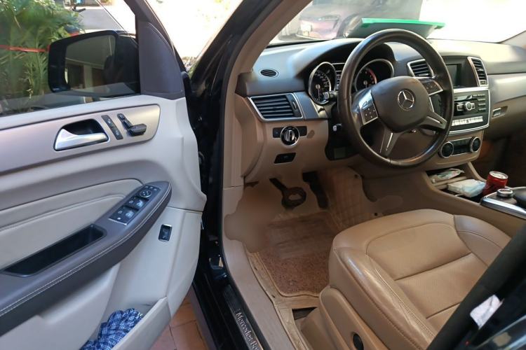 Used Mercedes-Benz M-Class 2014 ML 320 4MATIC Driver Seat