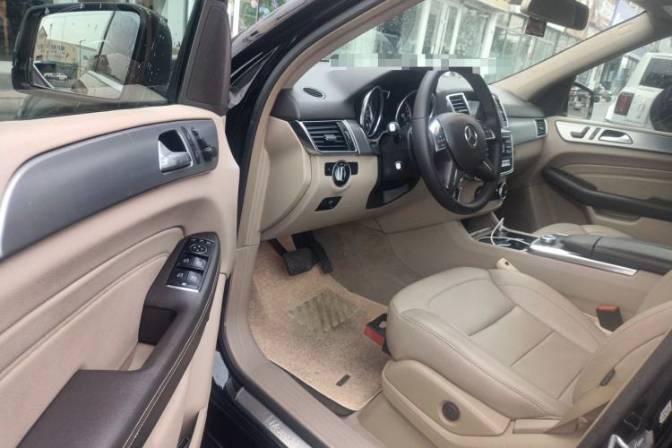 Used Mercedes-Benz M-Class 2014 ML 320 4MATIC Driver Seat