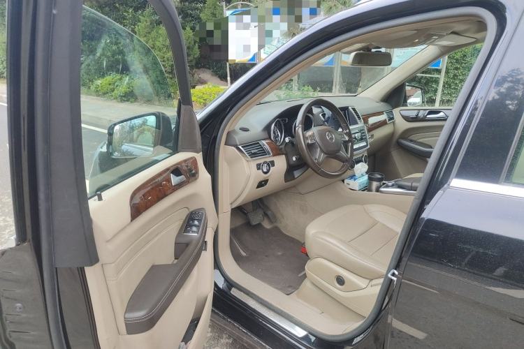 Used Mercedes-Benz M-Class 2014 ML 400 4MATIC Dynamic Model Driver Seat