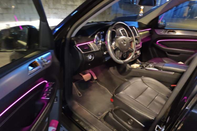 Used Mercedes-Benz M-Class 2014 ML 320 4MATIC Driver Seat