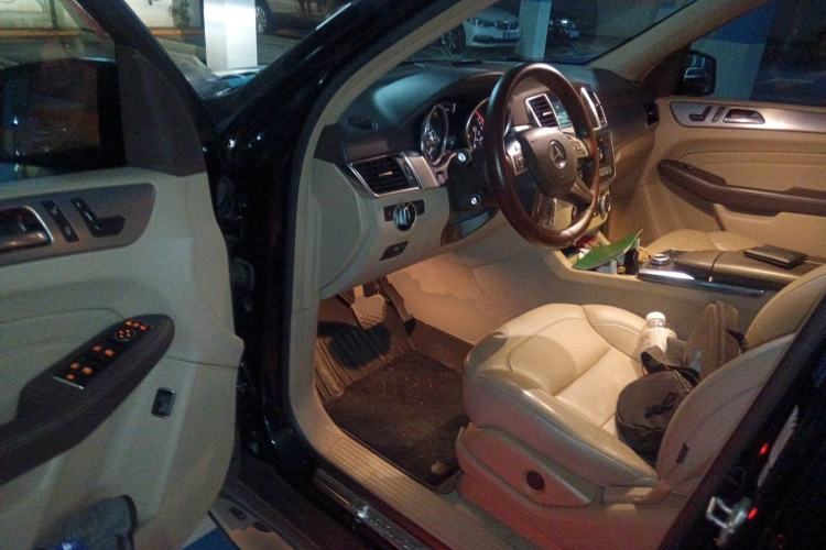 Used Mercedes-Benz M-Class 2014 ML 320 4MATIC Driver Seat
