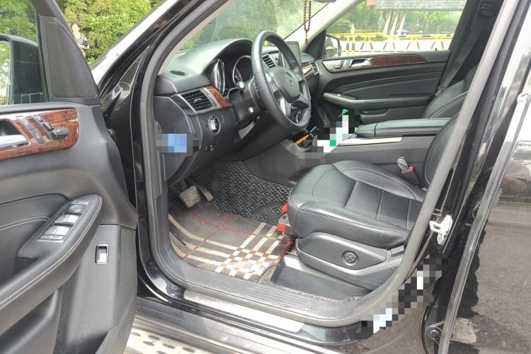 Used Mercedes-Benz M-Class 2014 ML 320 4MATIC Driver Seat