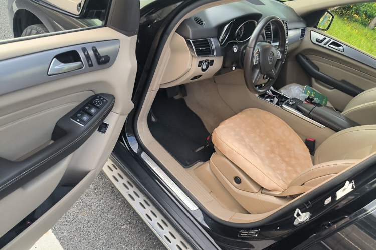 Used Mercedes-Benz M-Class 2014 ML 320 4MATIC Driver Seat