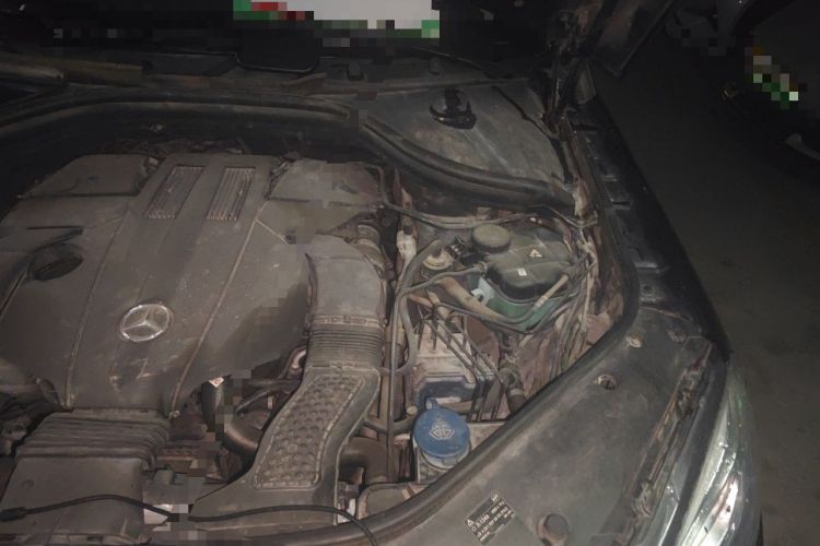Used Mercedes-Benz M-Class 2014 ML 400 4MATIC Dynamic Model Engine Bay Left