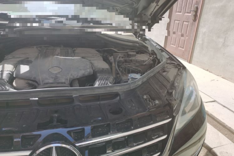 Used Mercedes-Benz M-Class 2014 ML 400 4MATIC Dynamic Model Engine Bay Left