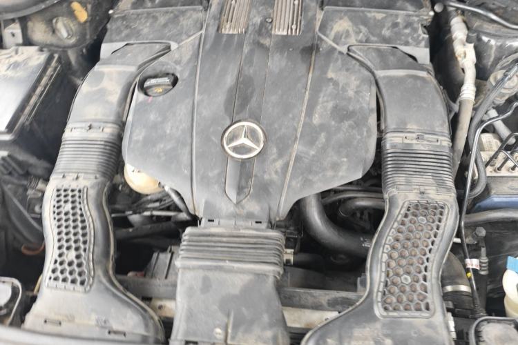 Used Mercedes-Benz M-Class 2014 ML 320 4MATIC Engine Bay