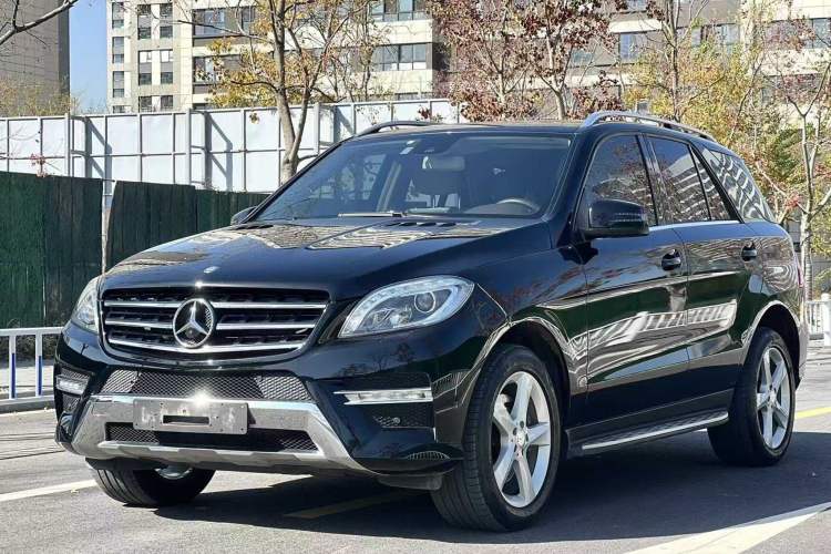 Used Mercedes-Benz M-Class 2014 ML 320 4MATIC Exterior 1