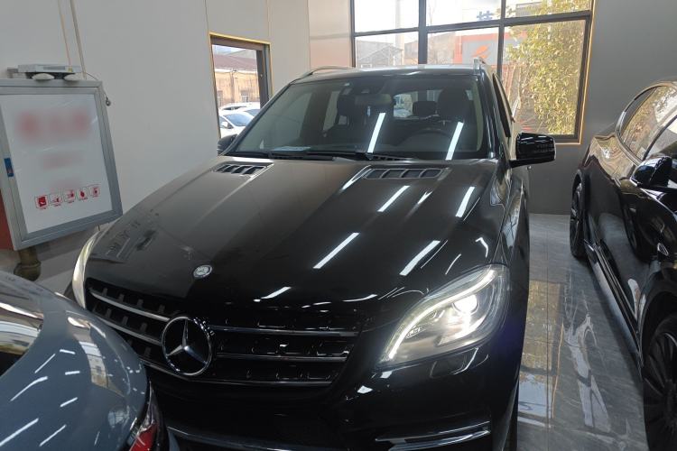 Used Mercedes-Benz M-Class 2014 ML 320 4MATIC Exterior 1