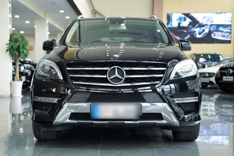 Used Mercedes-Benz M-Class 2014 ML 400 4MATIC Dynamic Model Exterior 1