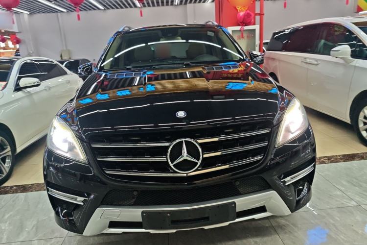Used Mercedes-Benz M-Class 2014 ML 400 4MATIC Dynamic Model Exterior 1