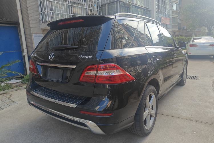 Used Mercedes-Benz M-Class 2014 ML 320 4MATIC Exterior 3
