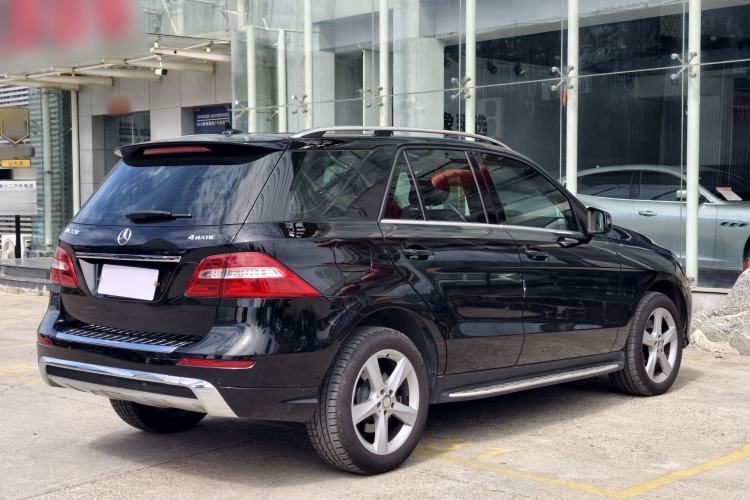 Used Mercedes-Benz M-Class 2014 ML 320 4MATIC Exterior 3