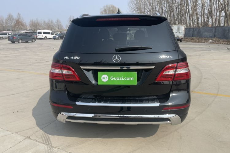 Used Mercedes-Benz M-Class 2014 ML 400 4MATIC Luxury Model Exterior 3