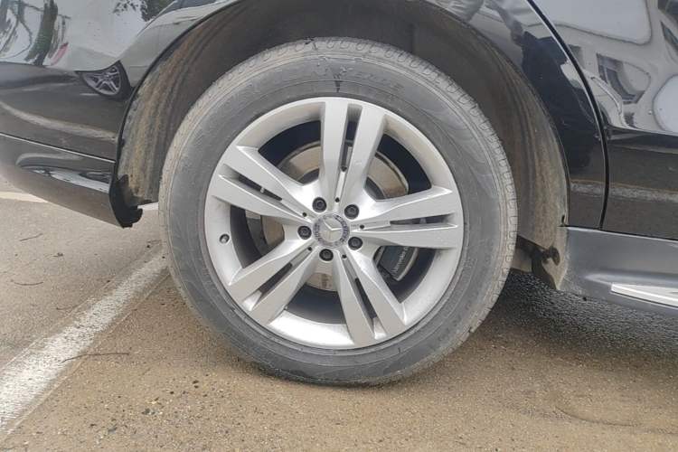 Used Mercedes-Benz M-Class 2014 ML 350 CDI 4MATIC Exterior 5