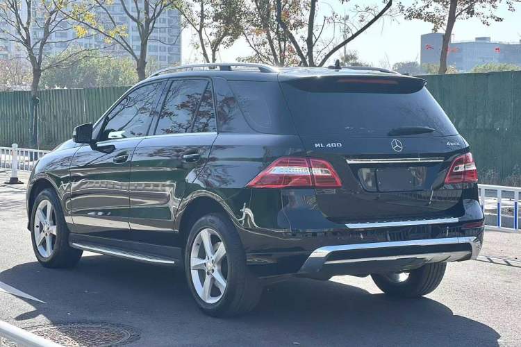 Used Mercedes-Benz M-Class 2014 ML 320 4MATIC Exterior 6
