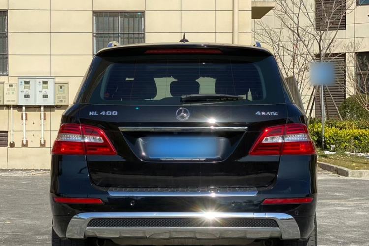 Used Mercedes-Benz M-Class 2014 ML 400 4MATIC Dynamic Model Exterior 6