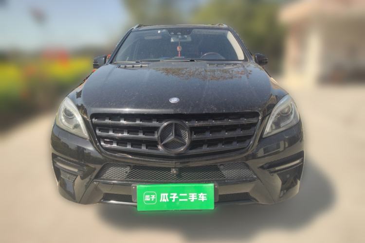 Used Mercedes-Benz M-Class 2014 ML 400 4MATIC Luxury Model Front