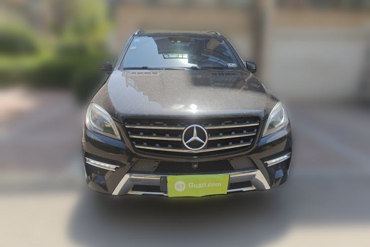 Used Mercedes-Benz M-Class 2014 ML 400 4MATIC Luxury Model Front