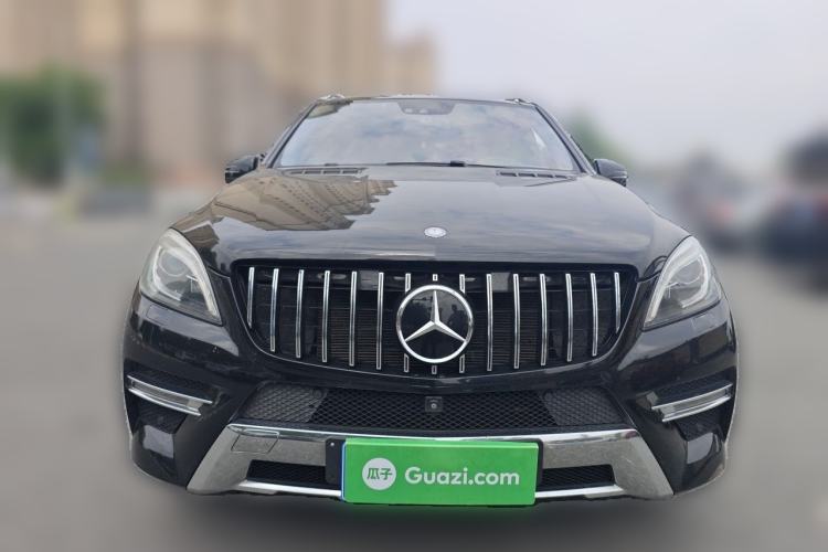 Used Mercedes-Benz M-Class 2014 ML 400 4MATIC Luxury Model Front
