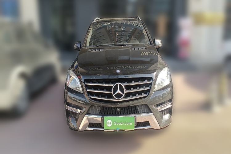 Used Mercedes-Benz M-Class 2014 ML 400 4MATIC Luxury Model Front