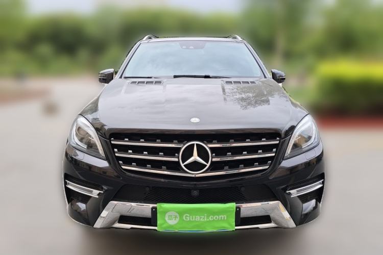 Used Mercedes-Benz M-Class 2014 ML 400 4MATIC Luxury Model Front