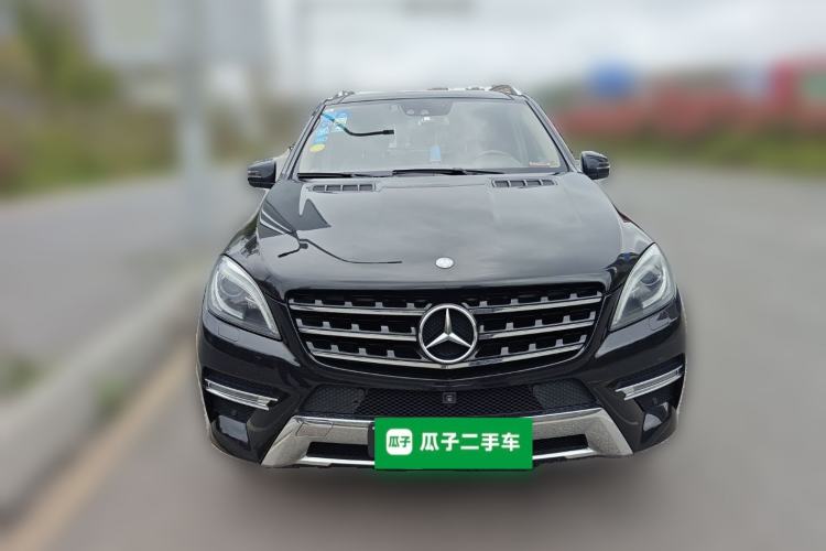 Used Mercedes-Benz M-Class 2014 ML 400 4MATIC Luxury Model Front