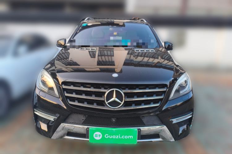 Used Mercedes-Benz M-Class 2014 ML 400 4MATIC Luxury Model Front