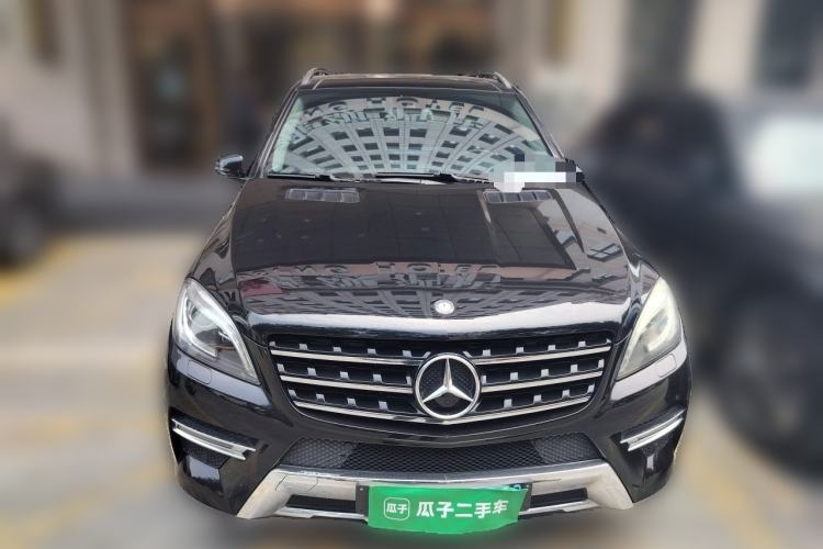 Used Mercedes-Benz M-Class 2014 ML 400 4MATIC Luxury Model Front