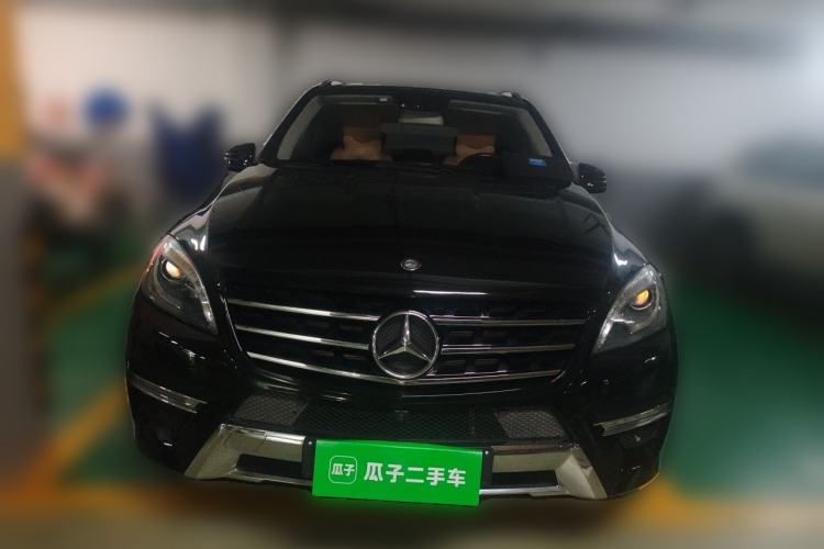 Used Mercedes-Benz M-Class 2014 ML 400 4MATIC Luxury Model Front