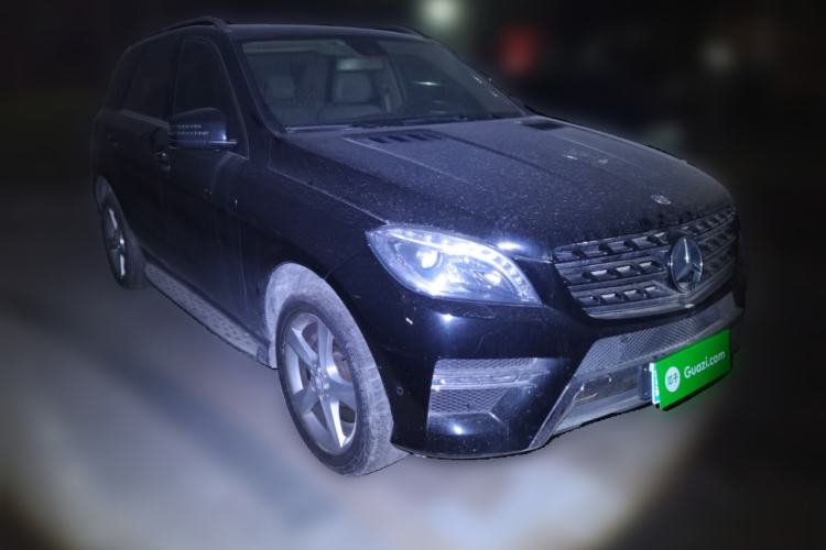 Used Mercedes-Benz M-Class 2014 ML 320 4MATIC Front Right 45 Deg