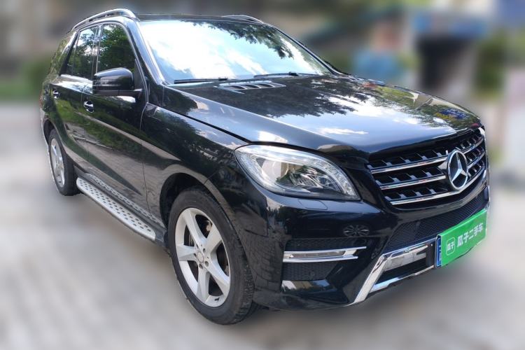 Used Mercedes-Benz M-Class 2014 ML 320 4MATIC Front Right 45 Deg
