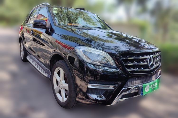 Used Mercedes-Benz M-Class 2014 ML 320 4MATIC Front Right 45 Deg