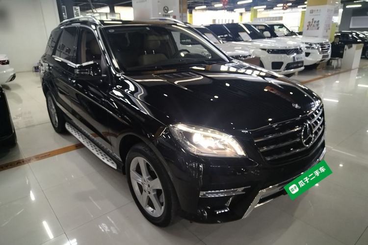 Used Mercedes-Benz M-Class 2014 ML 320 4MATIC Front Right 45 Deg