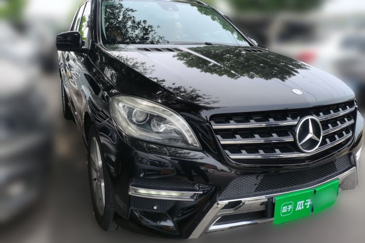 Used Mercedes-Benz M-Class 2014 ML 320 4MATIC Front Right 45 Deg