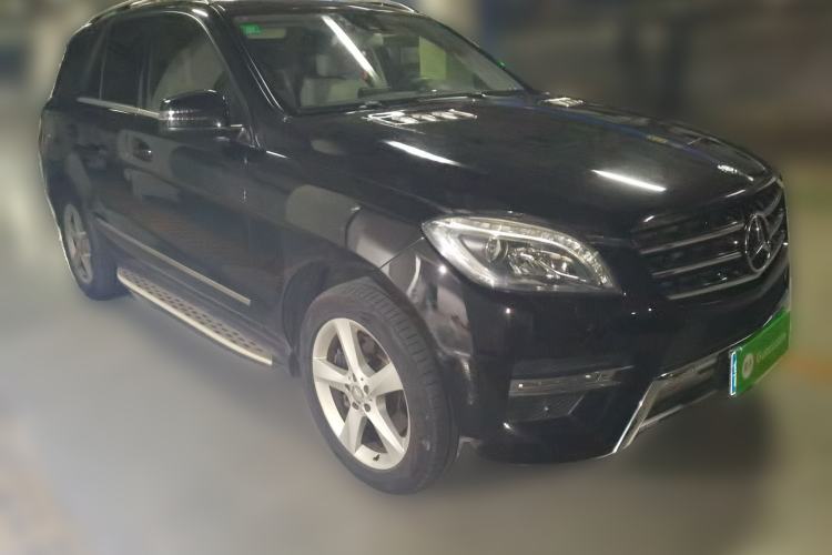 Used Mercedes-Benz M-Class 2014 ML 320 4MATIC Front Right 45 Deg