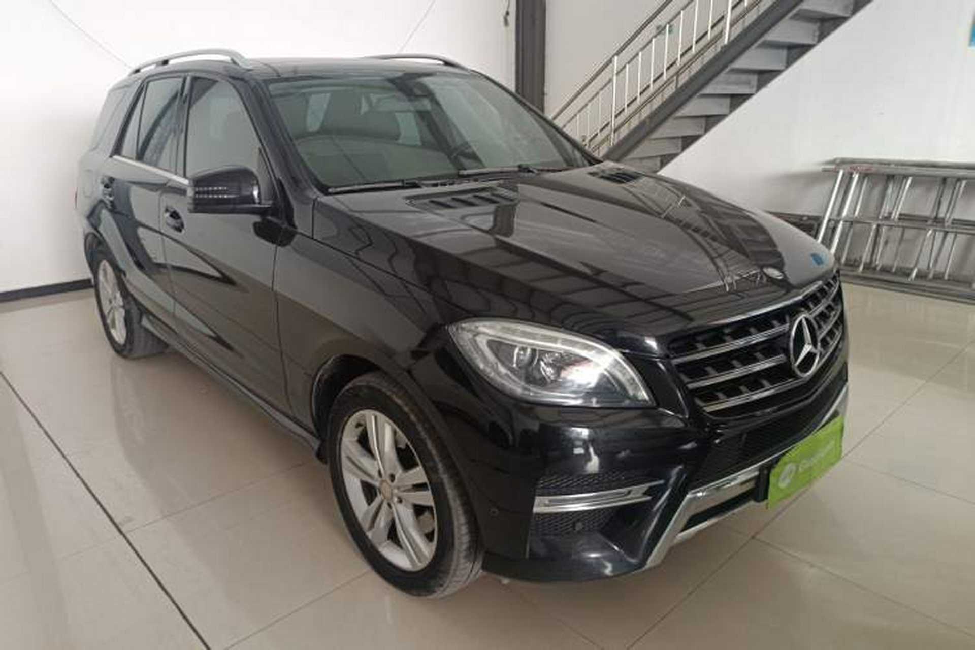 Used Mercedes-Benz M-Class 2014 ML 350 CDI 4MATIC Front Right 45 Deg