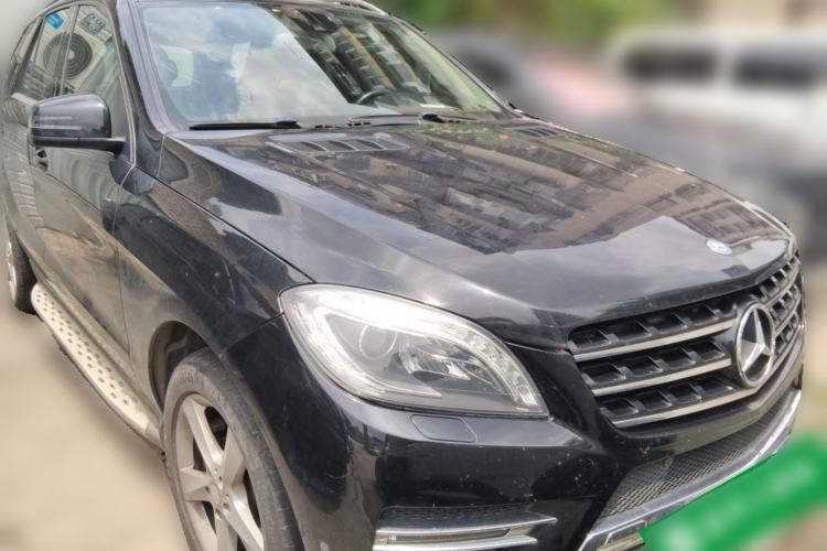 Used Mercedes-Benz M-Class 2014 ML 320 4MATIC Front Right 45 Deg