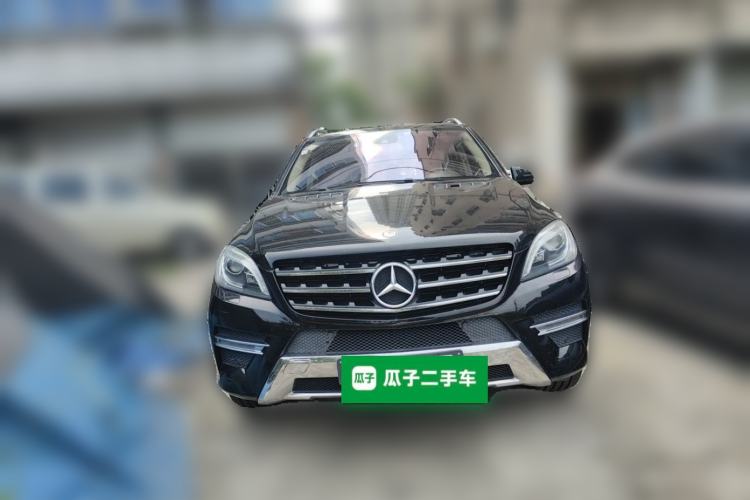 Used Mercedes-Benz M-Class 2014 ML 320 4MATIC Front Right 45 Deg