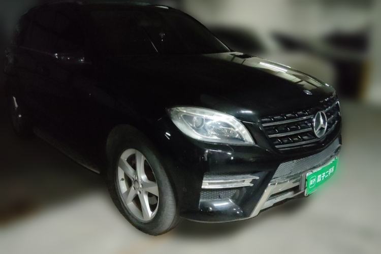 Used Mercedes-Benz M-Class 2014 ML 320 4MATIC Front Right 45 Deg