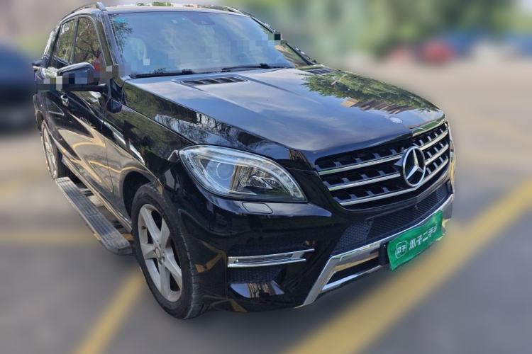 Used Mercedes-Benz M-Class 2014 ML 320 4MATIC Front Right 45 Deg