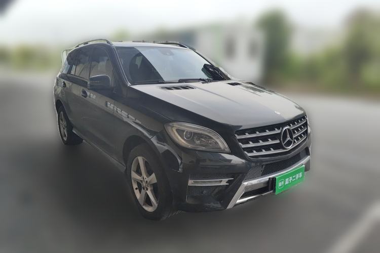 Used Mercedes-Benz M-Class 2014 ML 320 4MATIC Front Right 45 Deg