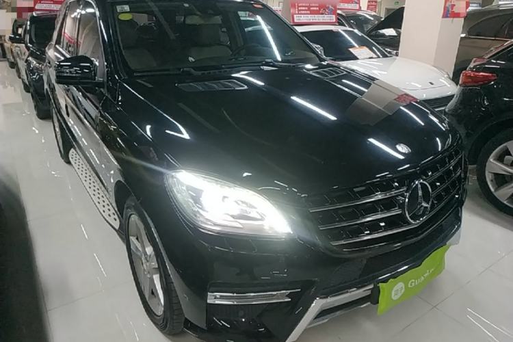 Used Mercedes-Benz M-Class 2014 ML 320 4MATIC Front Right 45 Deg